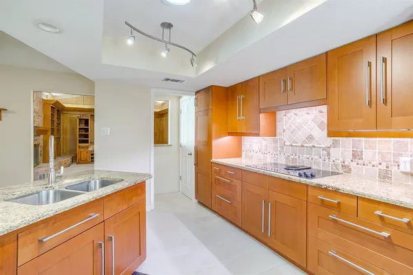 $3,000 | 4013 Timberidge Drive, Irving, TX 75038