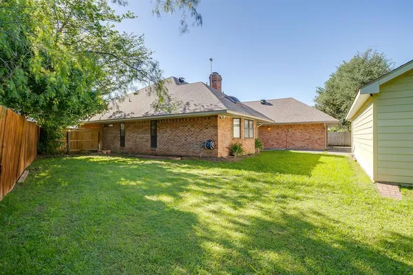 $3,000 | 4013 Timberidge Drive, Irving, TX 75038