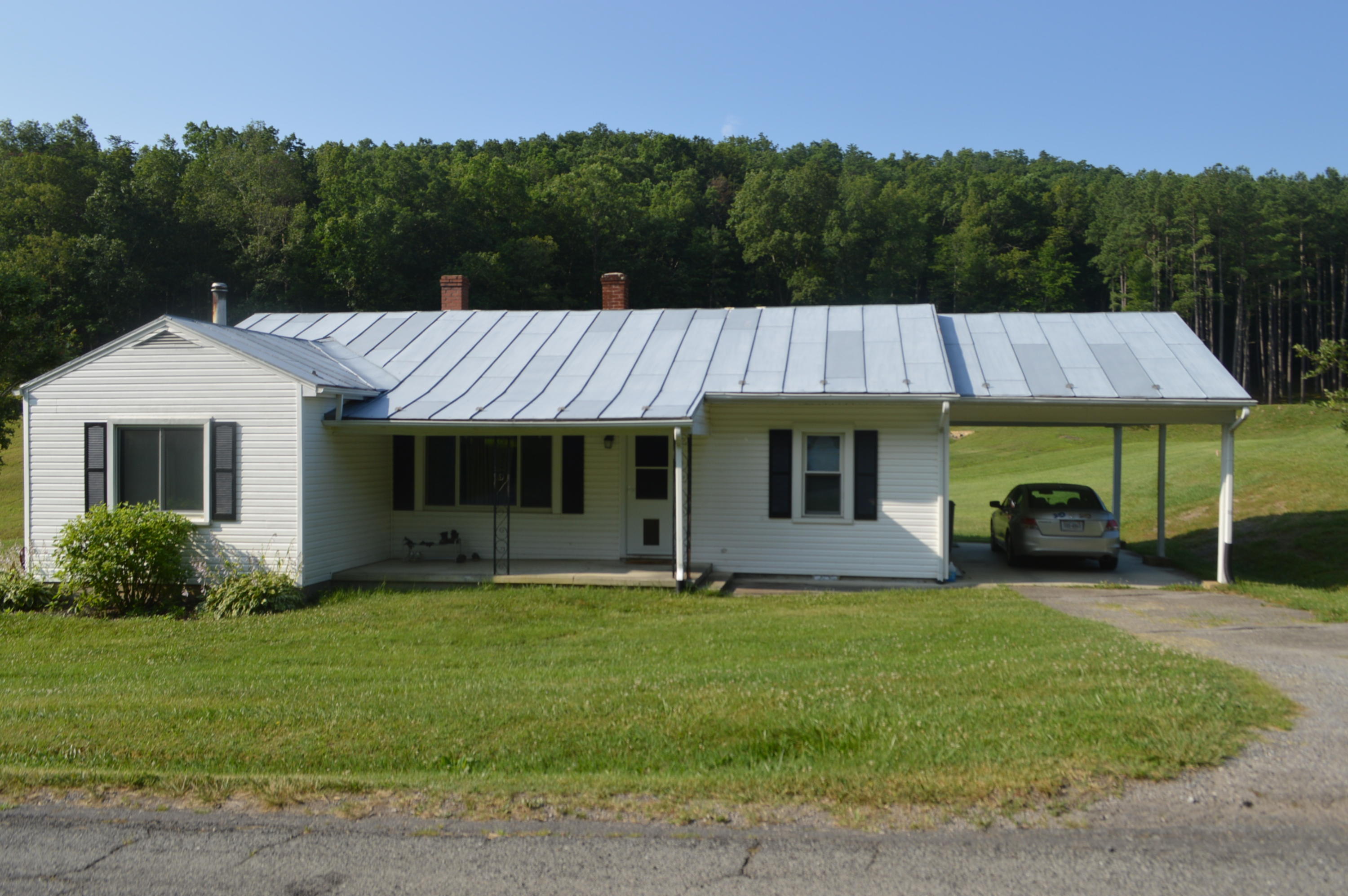 187 Yoder Street New Castle, VA 24127 - Photo 1 of 1 Main View