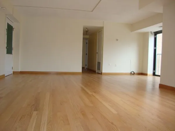 $3,500 | 1243 Beacon Street, Unit 3C, Brookline, MA 02446