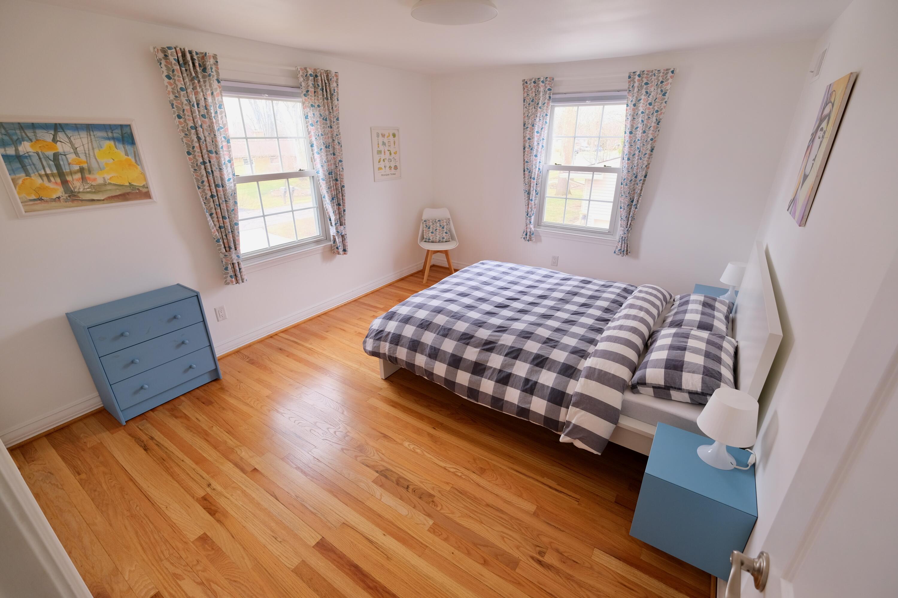 32272 Hearthstone Road Farmington Hills, MI 48334 - Photo 37 of 43 Bedroom 2