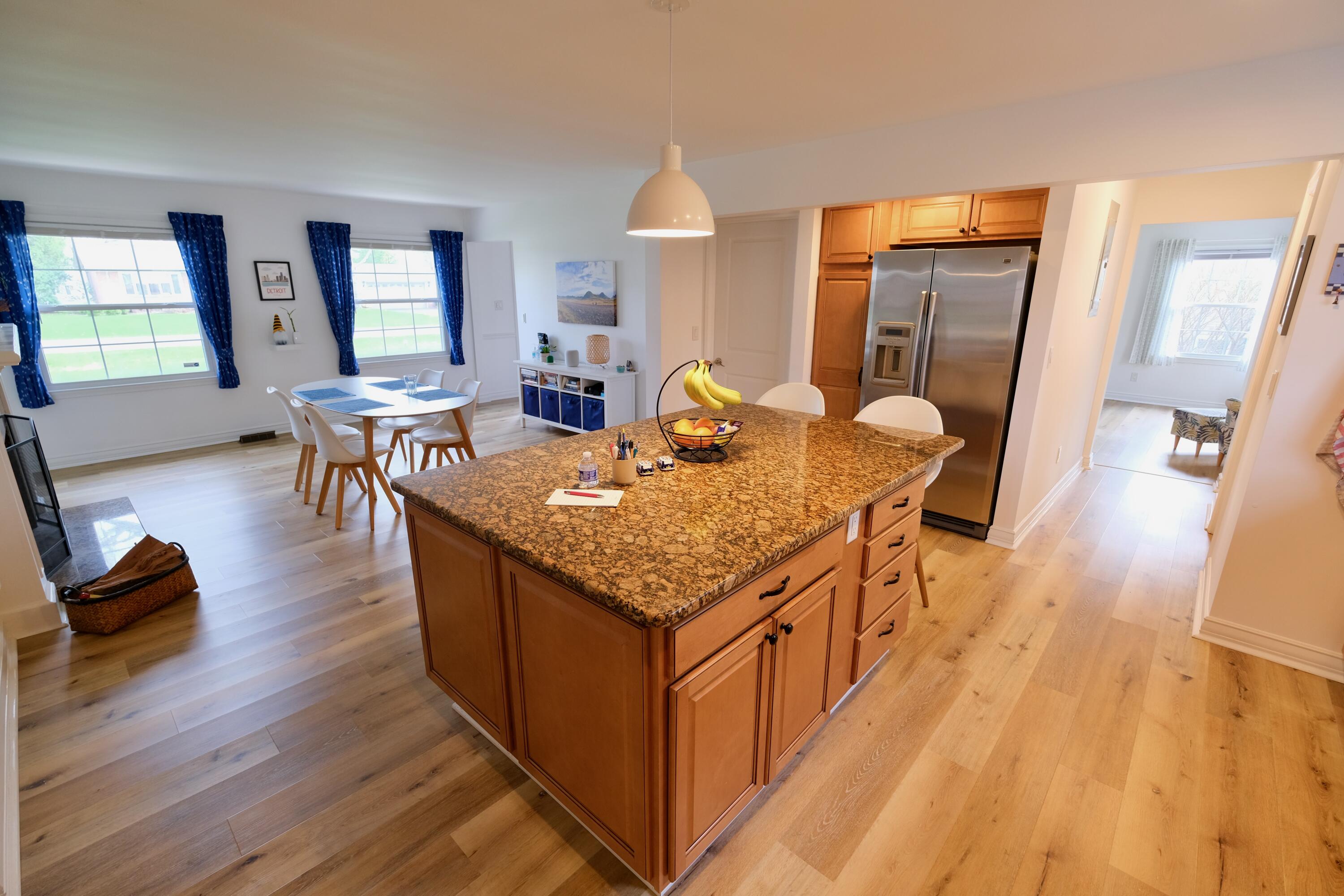 32272 Hearthstone Road Farmington Hills, MI 48334 - Photo 5 of 43 Kitchen - 3