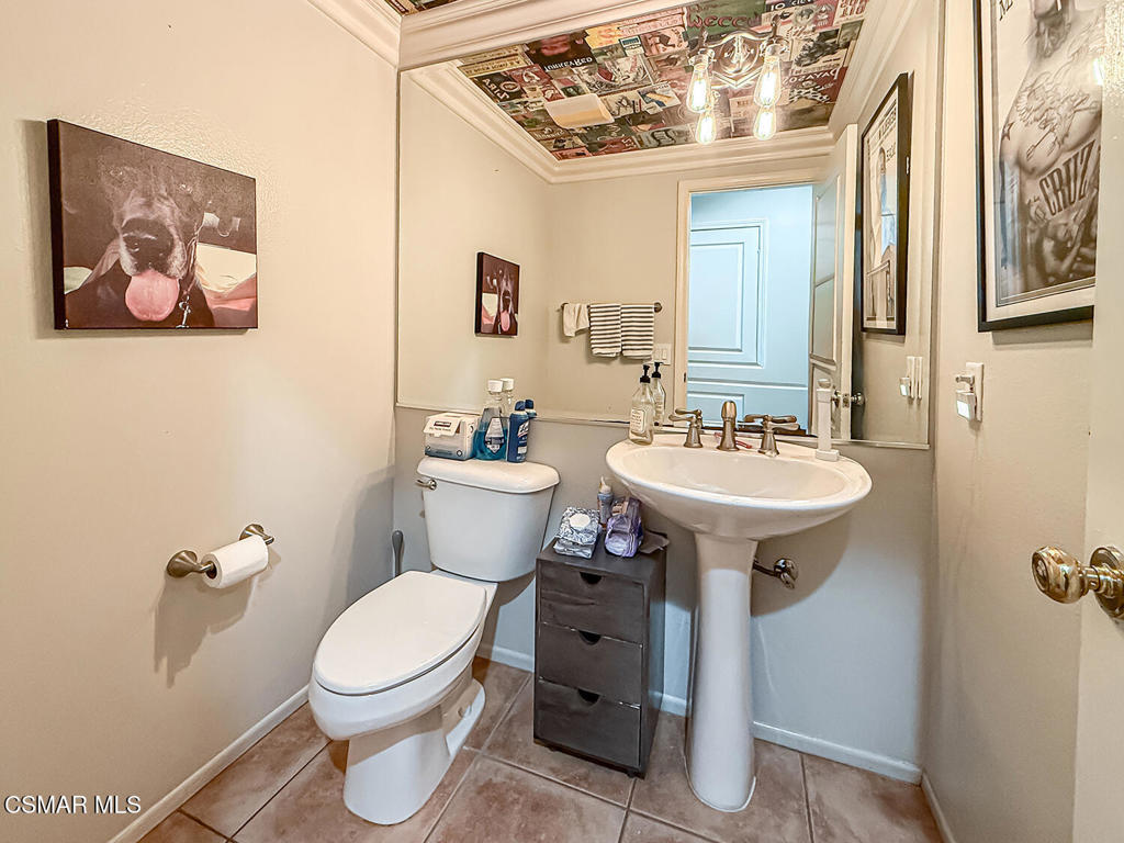 112 Forrester Court Simi Valley, CA 93065 - Photo 15 of 37