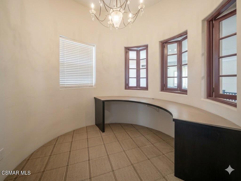 112 Forrester Court Simi Valley, CA 93065 - Photo 24 of 37