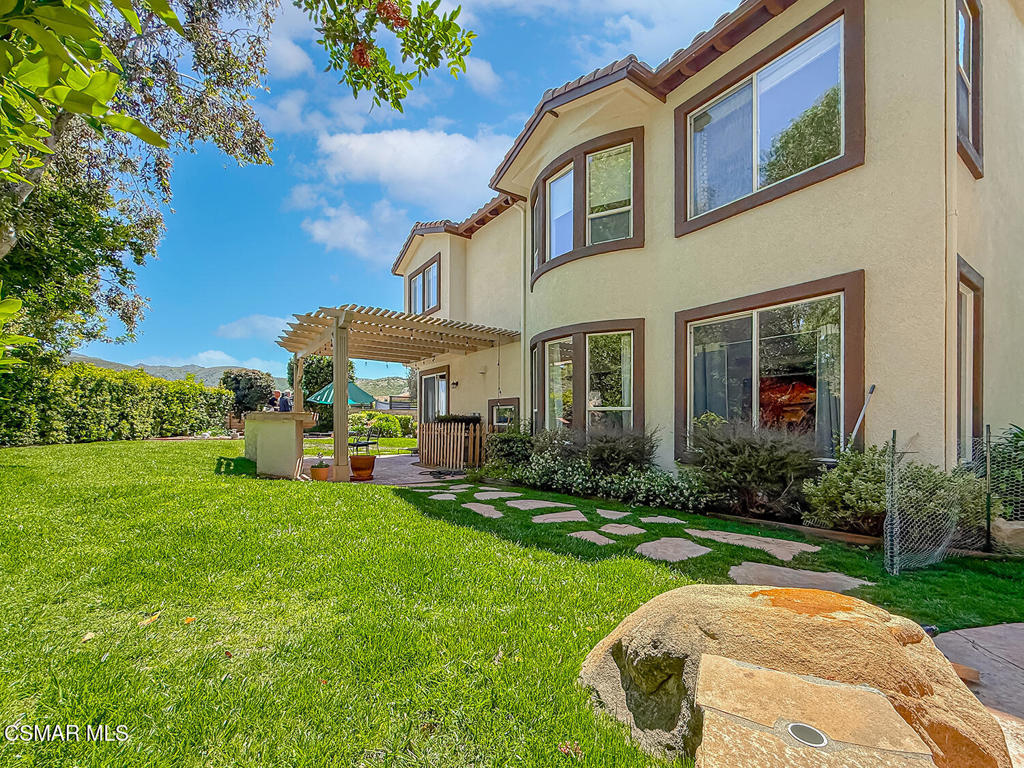 112 Forrester Court Simi Valley, CA 93065 - Photo 31 of 37