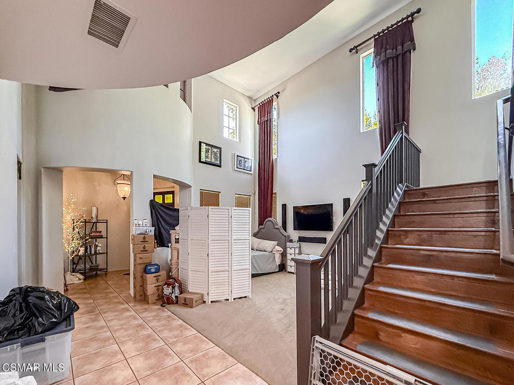 112 Forrester Court Simi Valley, CA 93065 - Photo 6 of 37