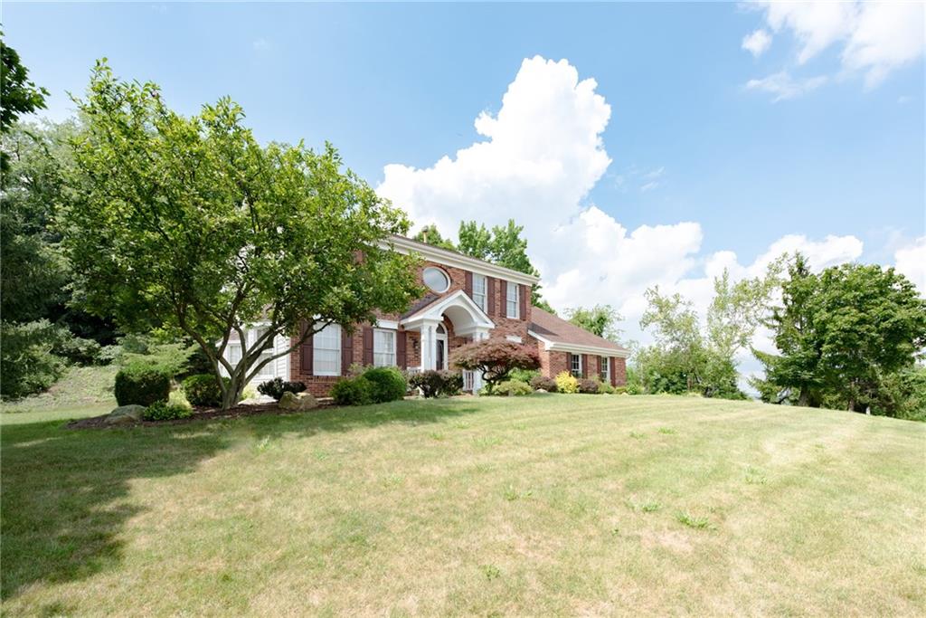286 Rocky Ridge Road Bethel Park, PA 15102 - Photo 2 of 25 Gallery Image 2