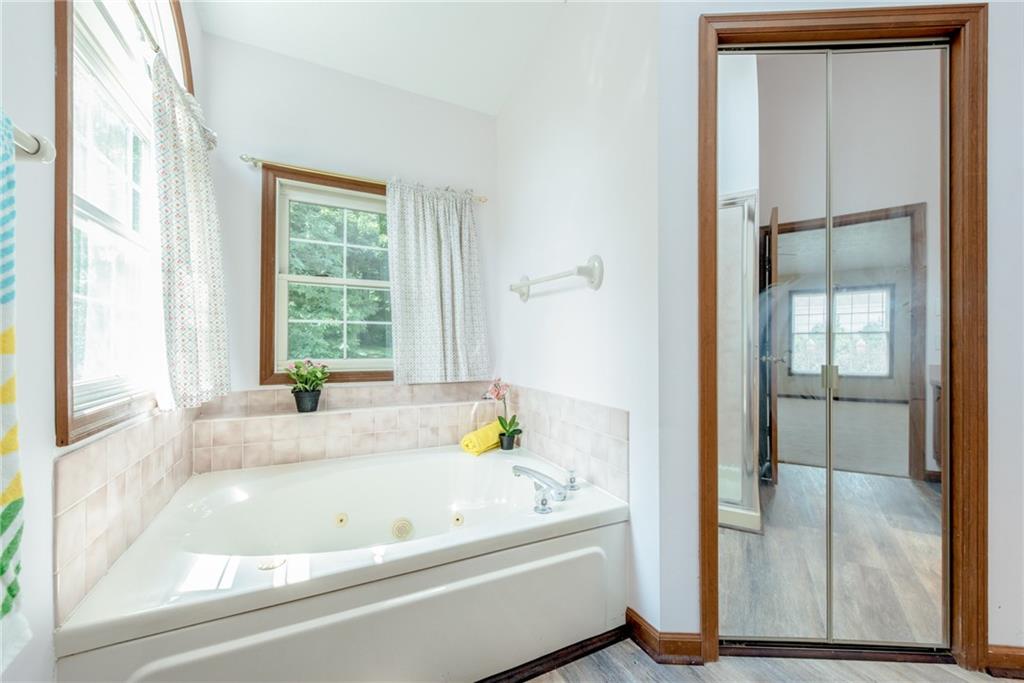286 Rocky Ridge Road Bethel Park, PA 15102 - Photo 12 of 25 Gallery Image 12