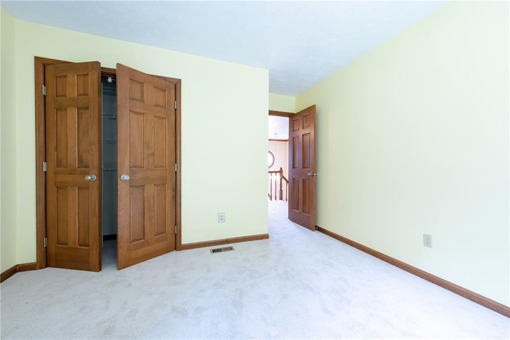 286 Rocky Ridge Road Bethel Park, PA 15102 - Photo 14 of 25 Gallery Image 14