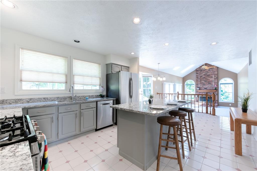286 Rocky Ridge Road Bethel Park, PA 15102 - Photo 21 of 25 Gallery Image 21
