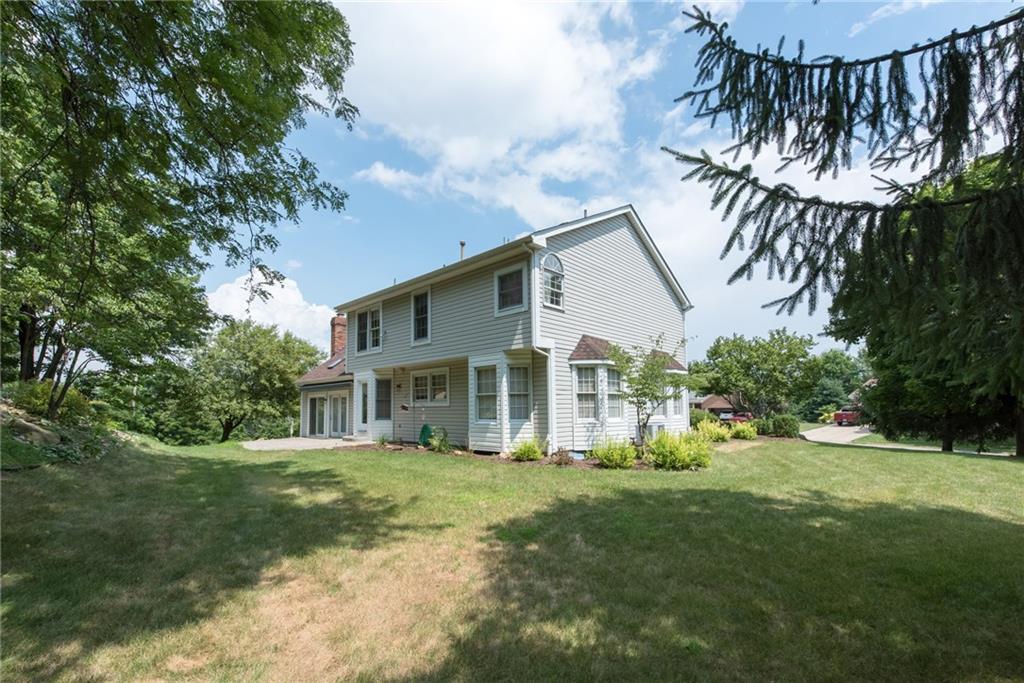 286 Rocky Ridge Road Bethel Park, PA 15102 - Photo 6 of 25 Gallery Image 6