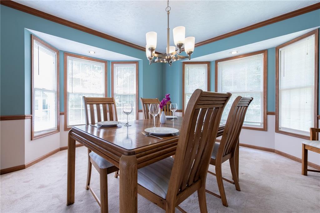 286 Rocky Ridge Road Bethel Park, PA 15102 - Photo 8 of 25 Gallery Image 8