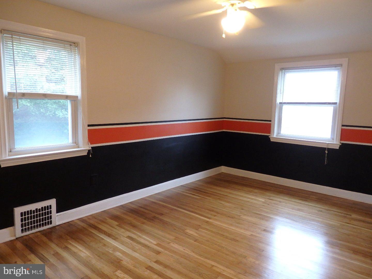 513 Achille Road Havertown, PA 19083 - Photo 15 of 25 Bedroom 2