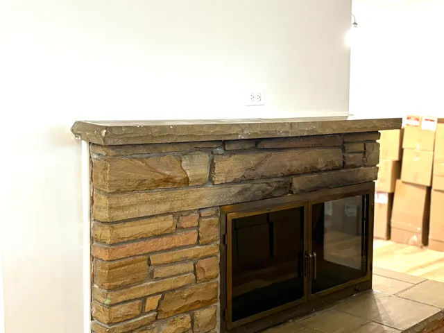 $249,990 | 3014 Edgewater Drive, Waterford, MI 48328