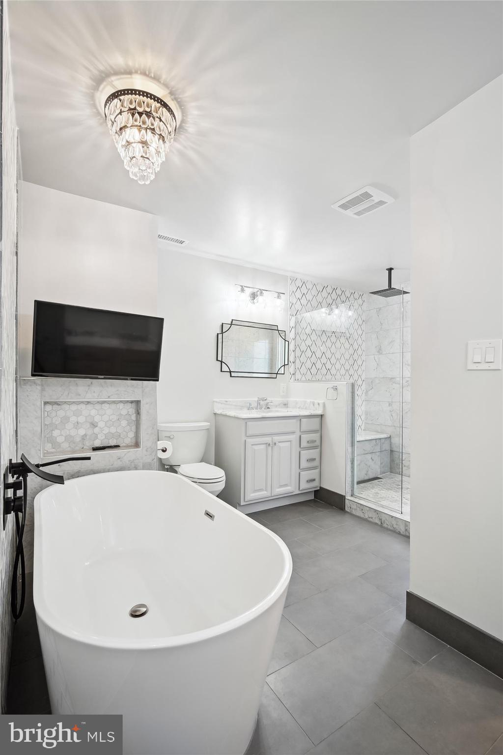 8303 Crown Court Road Alexandria, VA 22308 - Photo 24 of 47 Gallery Image 24