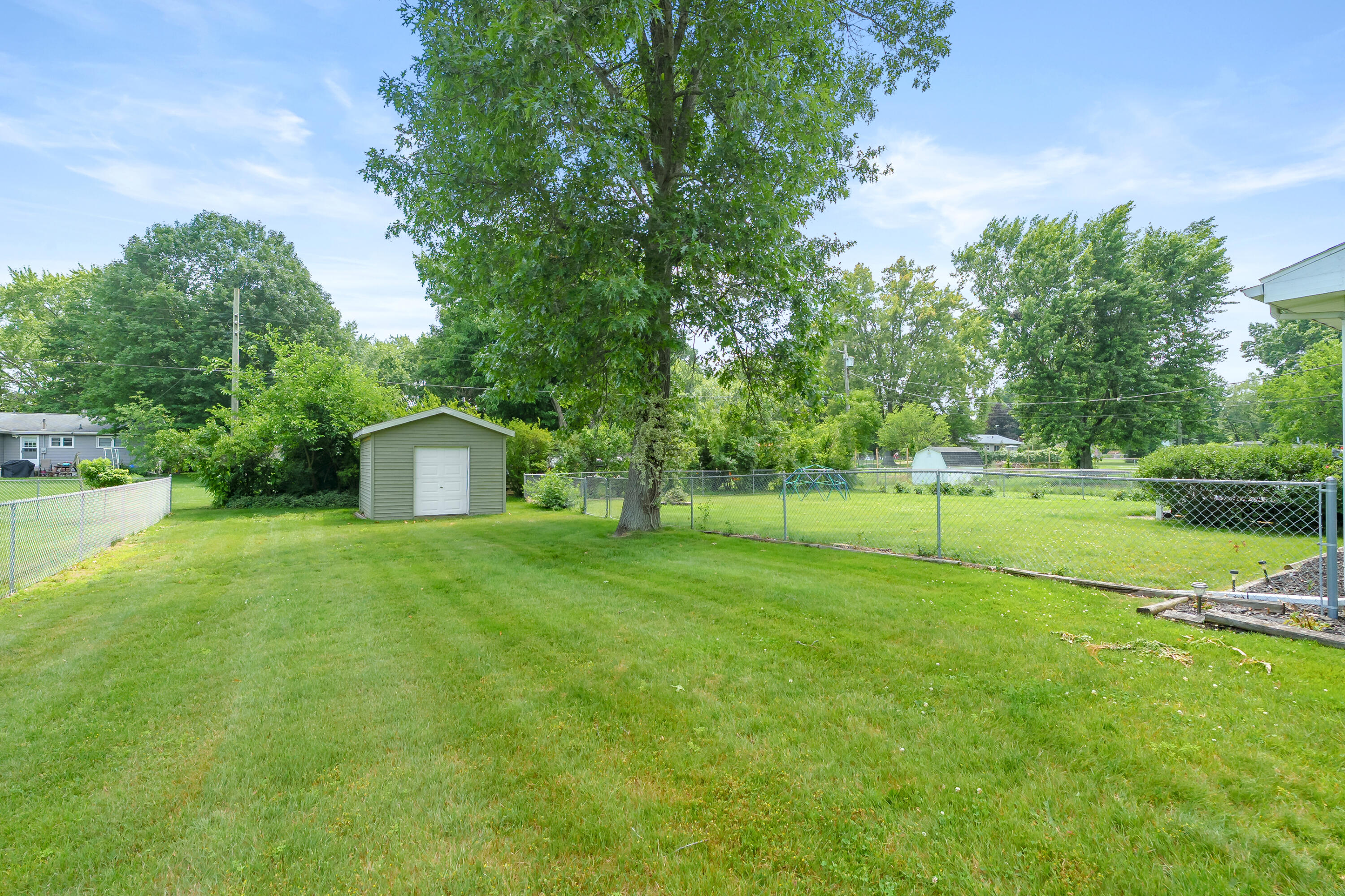17175 Moorepark Road Three Rivers, MI 49093 - Photo 28 of 37 Moorepark Rd 17175 Three Rivers 49093-23