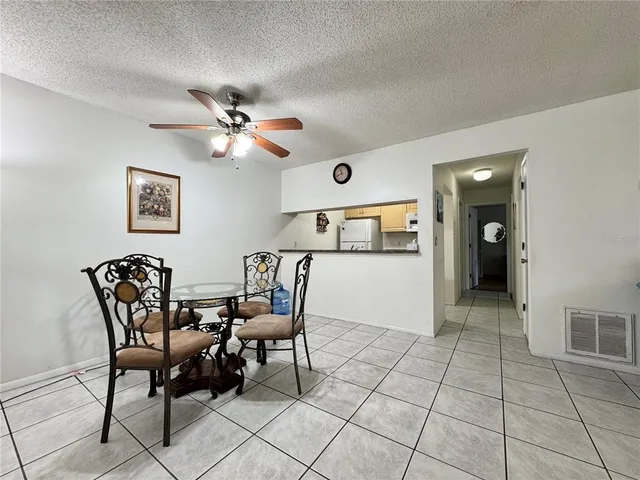 $1,500 | 3610 59th Avenue West, Unit 3610, Bradenton, FL 34210