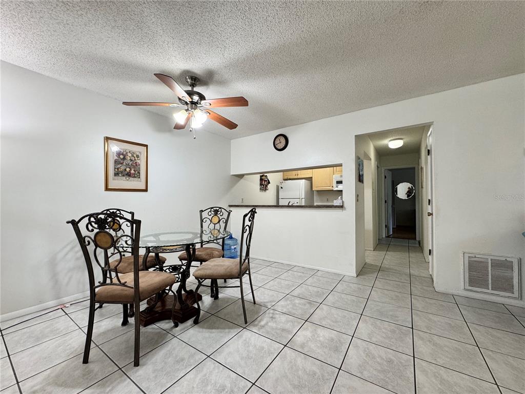 3610 59th Avenue West, Unit 3610 Bradenton, FL 34210 - Photo 11 of 23