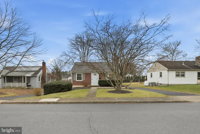 $275,000 | 168 Elizabeth Street, Millersville, PA 17551