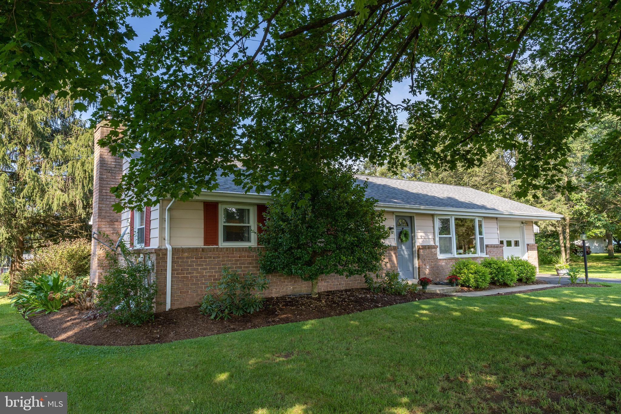 604 Oak Tree Road Manheim, PA 17545 - Photo 7 of 43