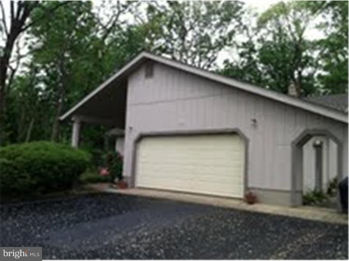 5 Tattletown Road Hamilton, NJ 08620 - Photo 2 of 15 Driveway