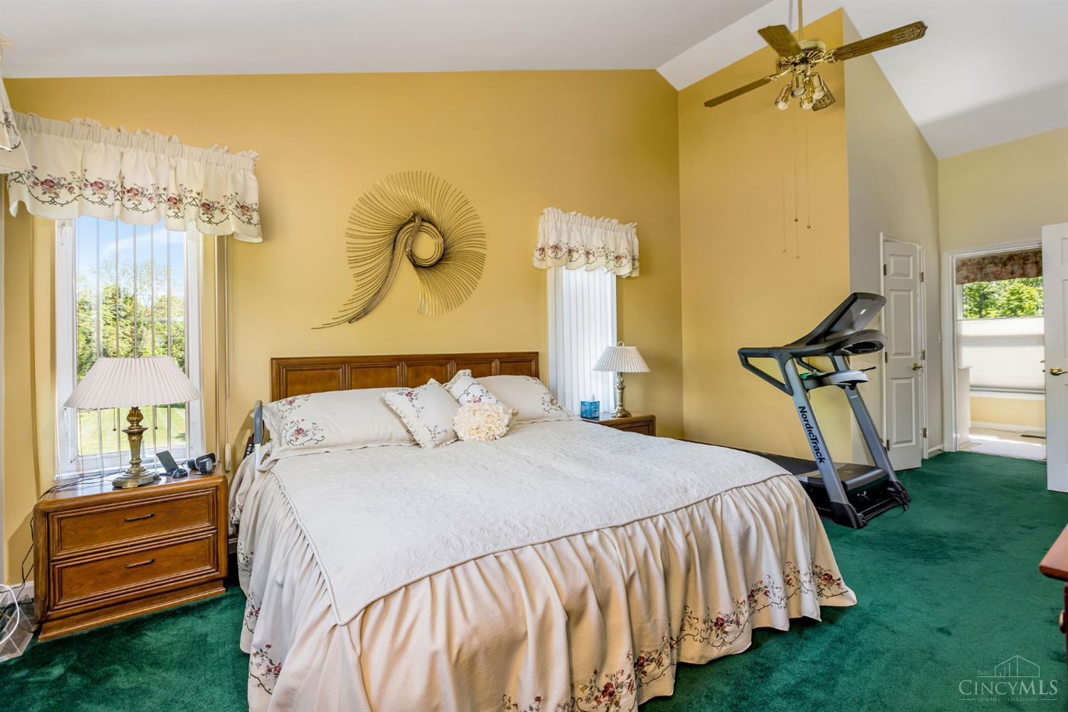4885 Beechwood Road Cincinnati, OH 45244 - Photo 36 of 51