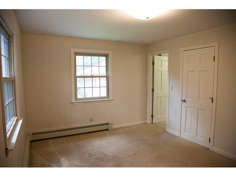 186 Flying Point Road Freeport, ME 04032 - Photo 20 of 30 Bedroom.