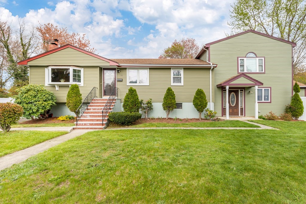 12 Northway Road Randolph, MA 02368 - Photo 1 of 32 Gallery Image 1