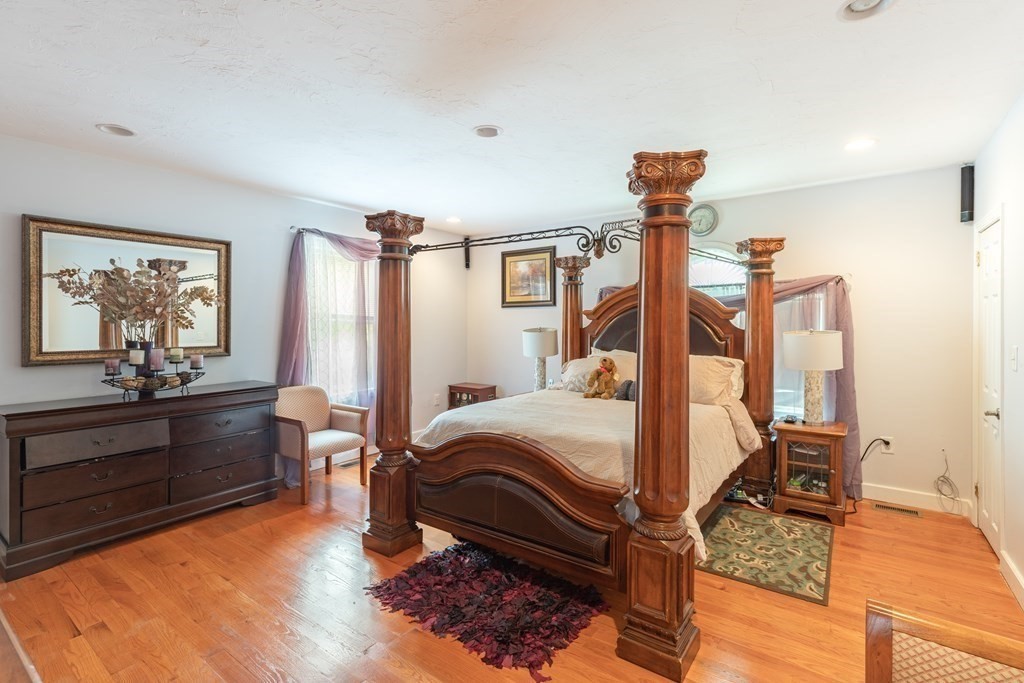 12 Northway Road Randolph, MA 02368 - Photo 13 of 32 Gallery Image 13