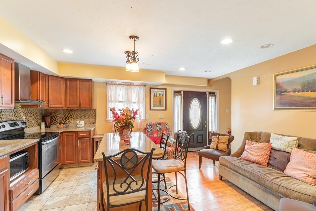 12 Northway Road Randolph, MA 02368 - Photo 21 of 32 Gallery Image 21