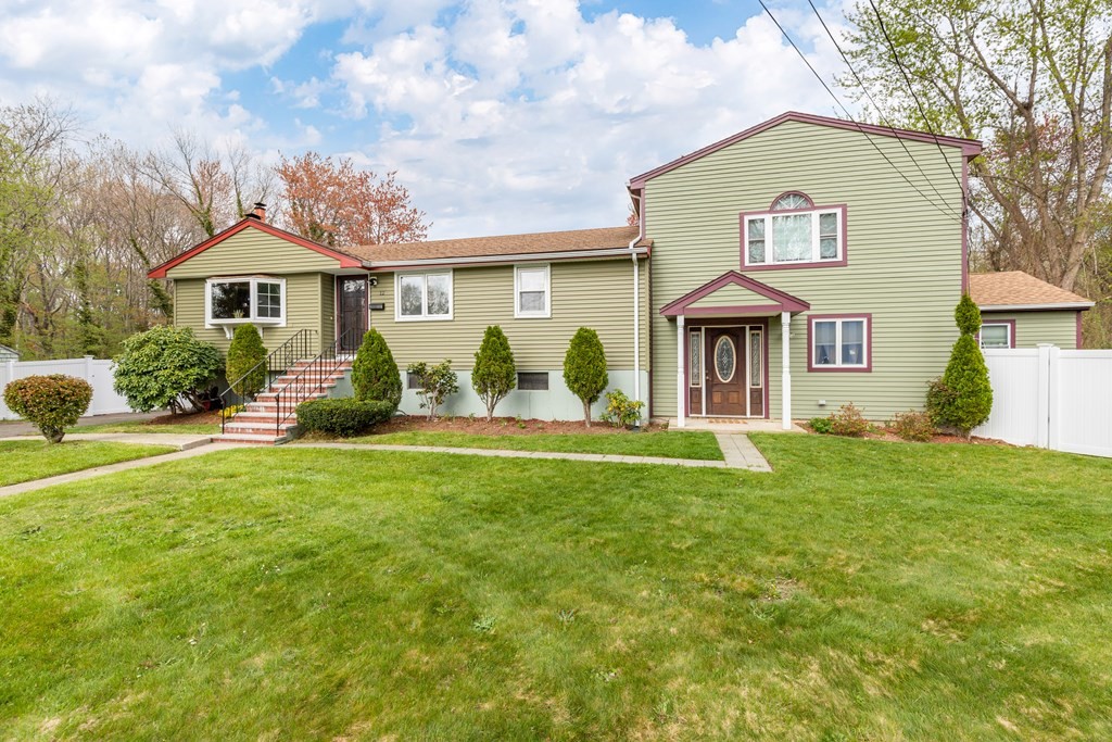12 Northway Road Randolph, MA 02368 - Photo 3 of 32 Gallery Image 3