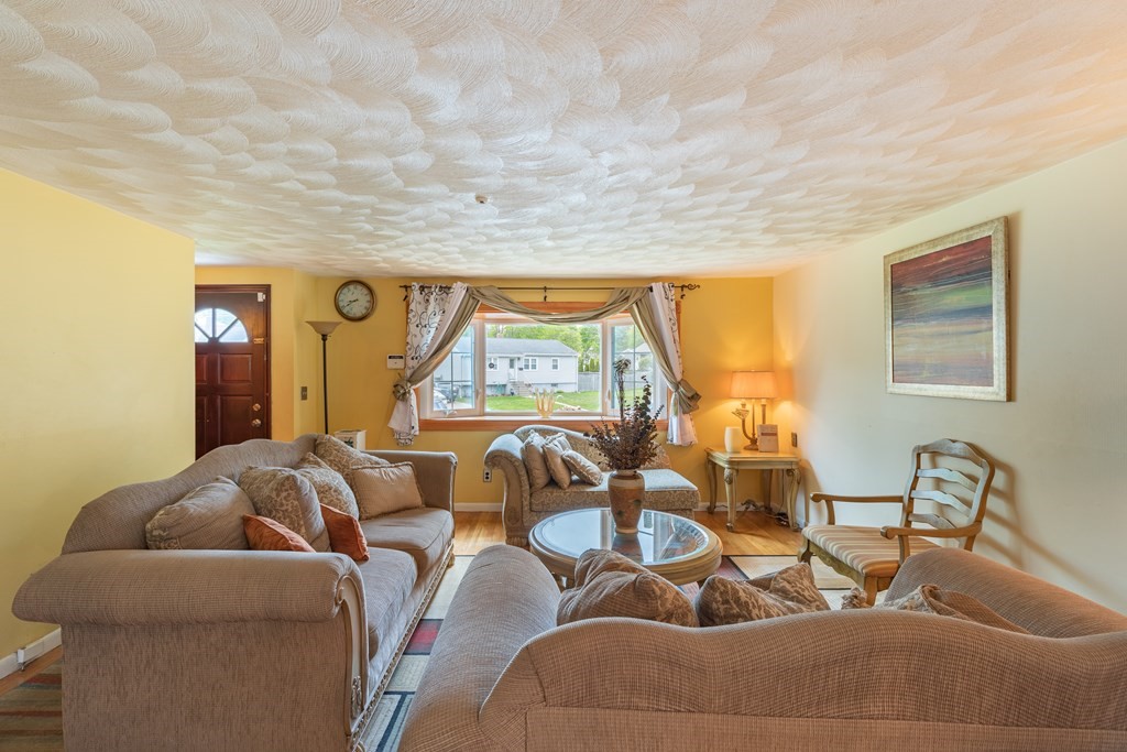 12 Northway Road Randolph, MA 02368 - Photo 6 of 32 Gallery Image 6