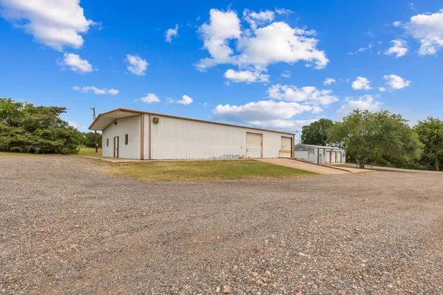 a view of backyard and kitchen