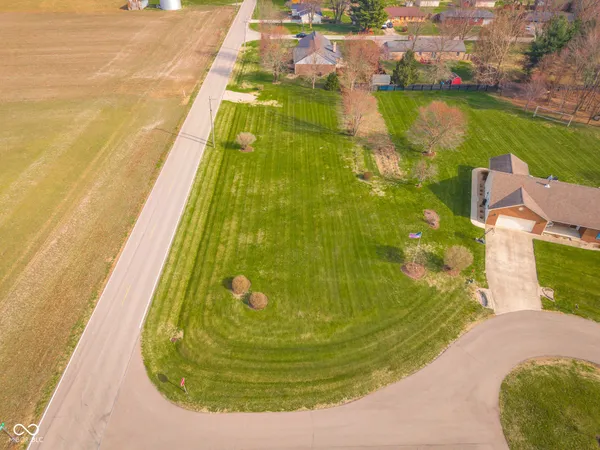 $49,900 | 7000 South Artesian Court, Columbus, IN 47201