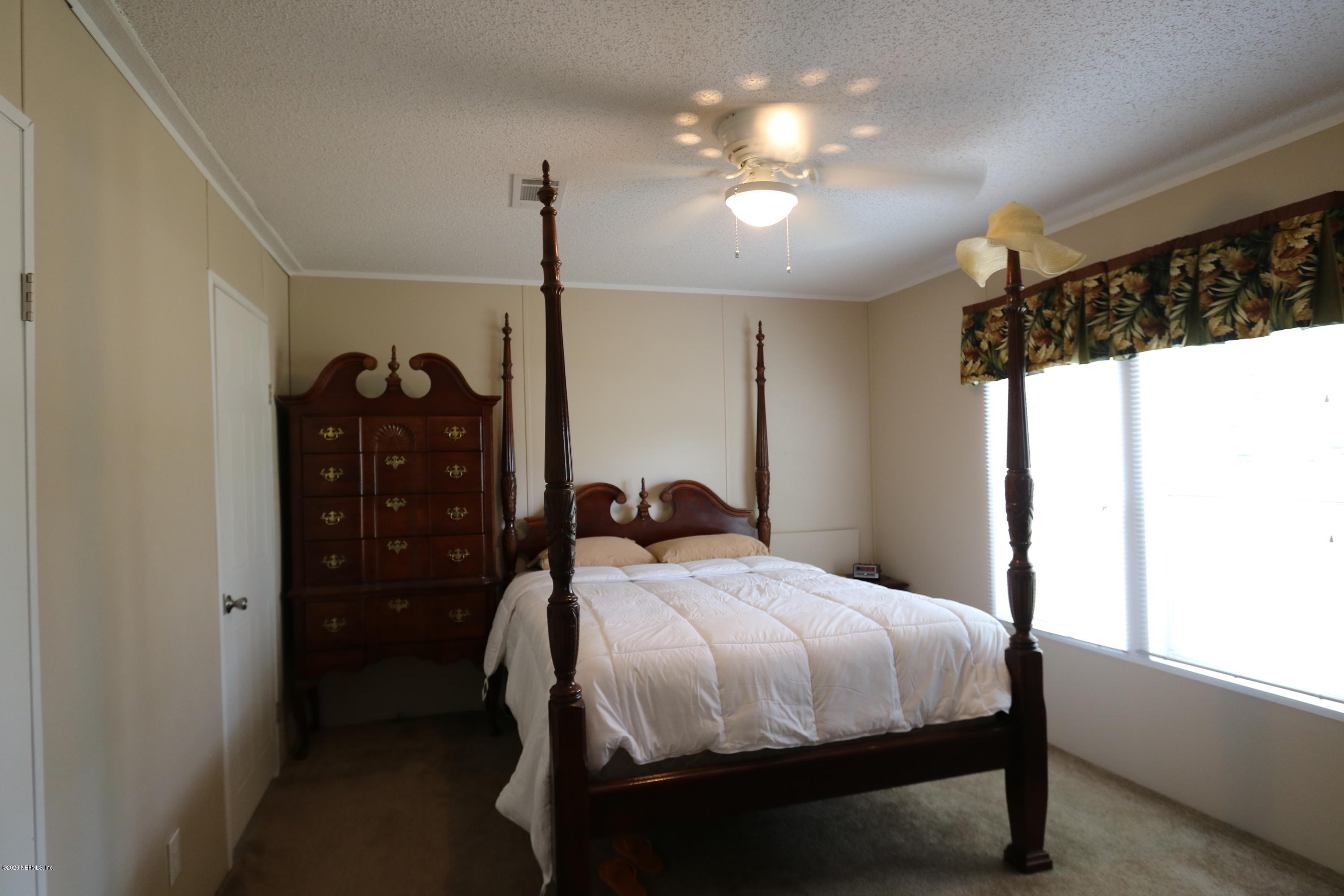 105 Fisherman Road Satsuma, FL 32189 - Photo 12 of 31 MasterBedroom
