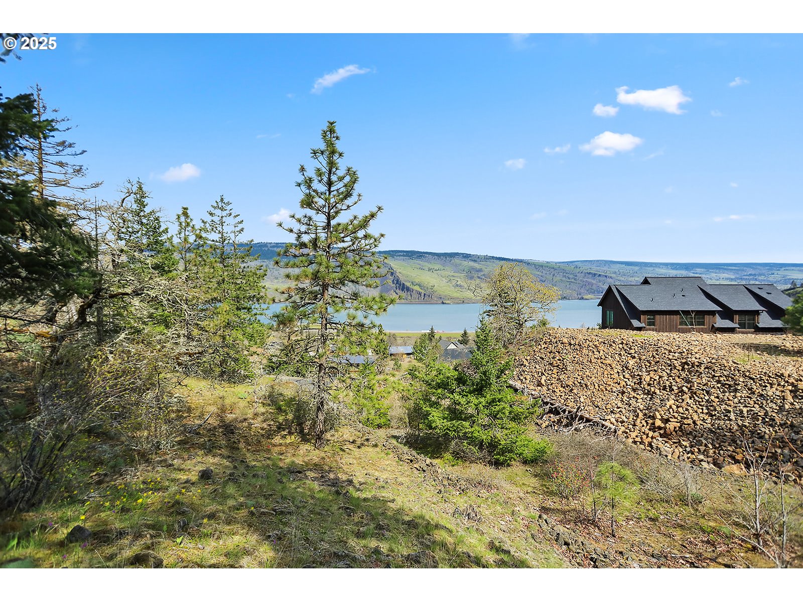 Asher Street, Unit 37 Mosier, OR 97040 - Photo 8 of 39 a view of a lake