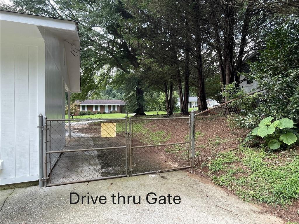 414 Landers Drive Southwest Mableton, GA 30126 - Photo 36 of 44 a view of a outdoor space