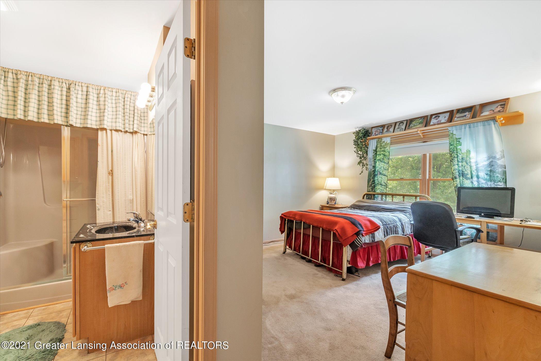 399 Walnut Street Dimondale, MI 48821 - Photo 22 of 35 26-untitled-26