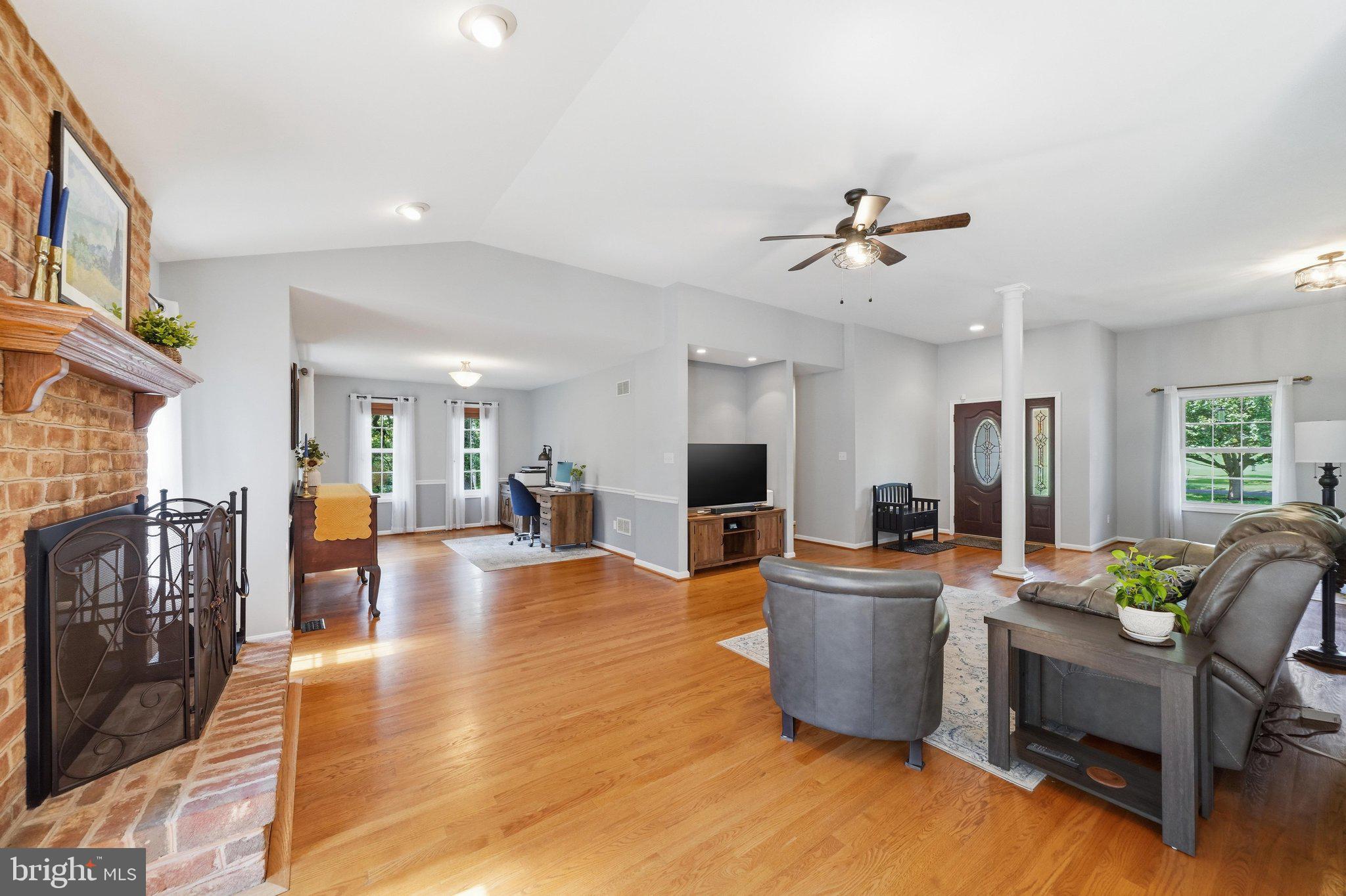 14921 Harrisville Road Mount Airy, MD 21771 - Photo 11 of 63 Family Room