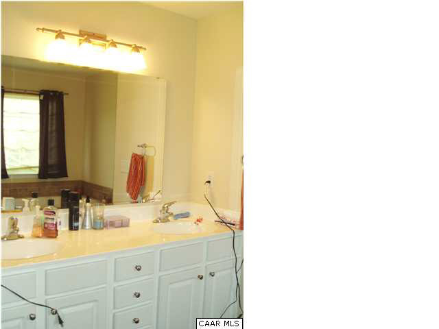 134 Devon Drive Ruckersville, VA 22968 - Photo 19 of 28 Master Bath Offers Double Vanity, Jetted Tub & Separate Shower Stall, & Water Closet