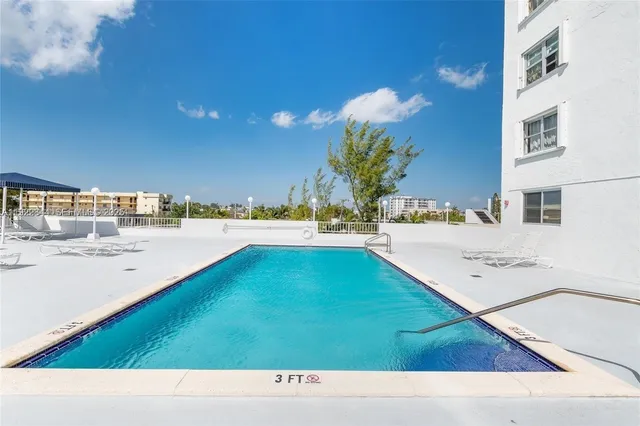 $315,000 | 6900 Bay Drive, Unit 7A, Miami Beach, FL 33141