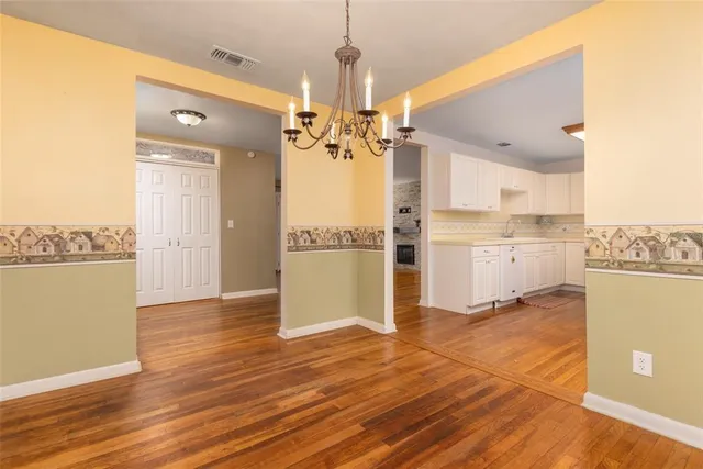 $299,900 | 7915 Breezy Point Road West, Melrose, FL 32666