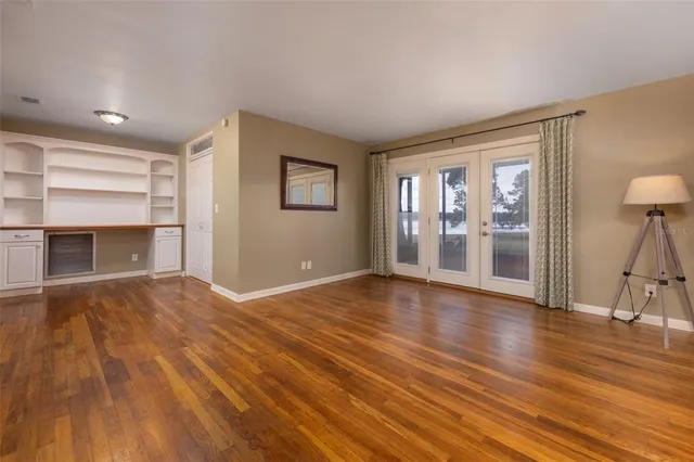 $299,900 | 7915 Breezy Point Road West, Melrose, FL 32666