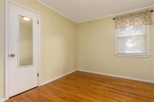 $299,900 | 7915 Breezy Point Road West, Melrose, FL 32666