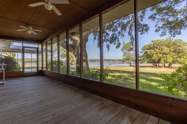 $299,900 | 7915 Breezy Point Road West, Melrose, FL 32666