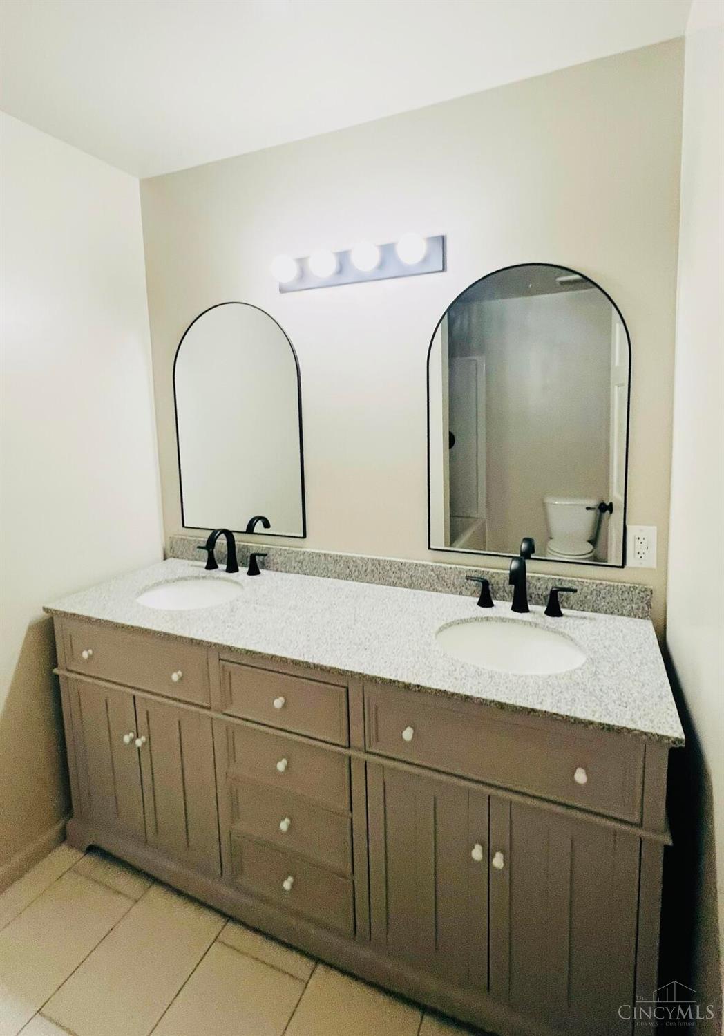 4875 West Kemper Road Cincinnati, OH 45251 - Photo 19 of 23