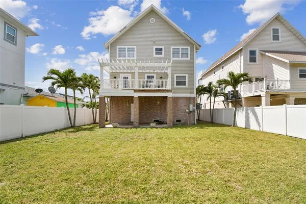 $7,500 | 16033 Gulf Boulevard, Redington Beach, FL 33708
