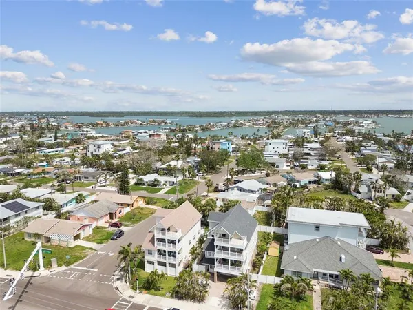 $7,500 | 16033 Gulf Boulevard, Redington Beach, FL 33708