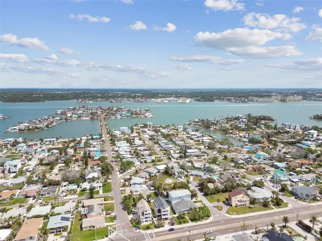 $8,500 | 16033 Gulf Boulevard, Redington Beach, FL 33708