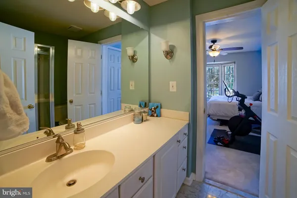$2,500 | 12205 Fairfield House Drive, Unit 605B, Fairfax, VA 22033
